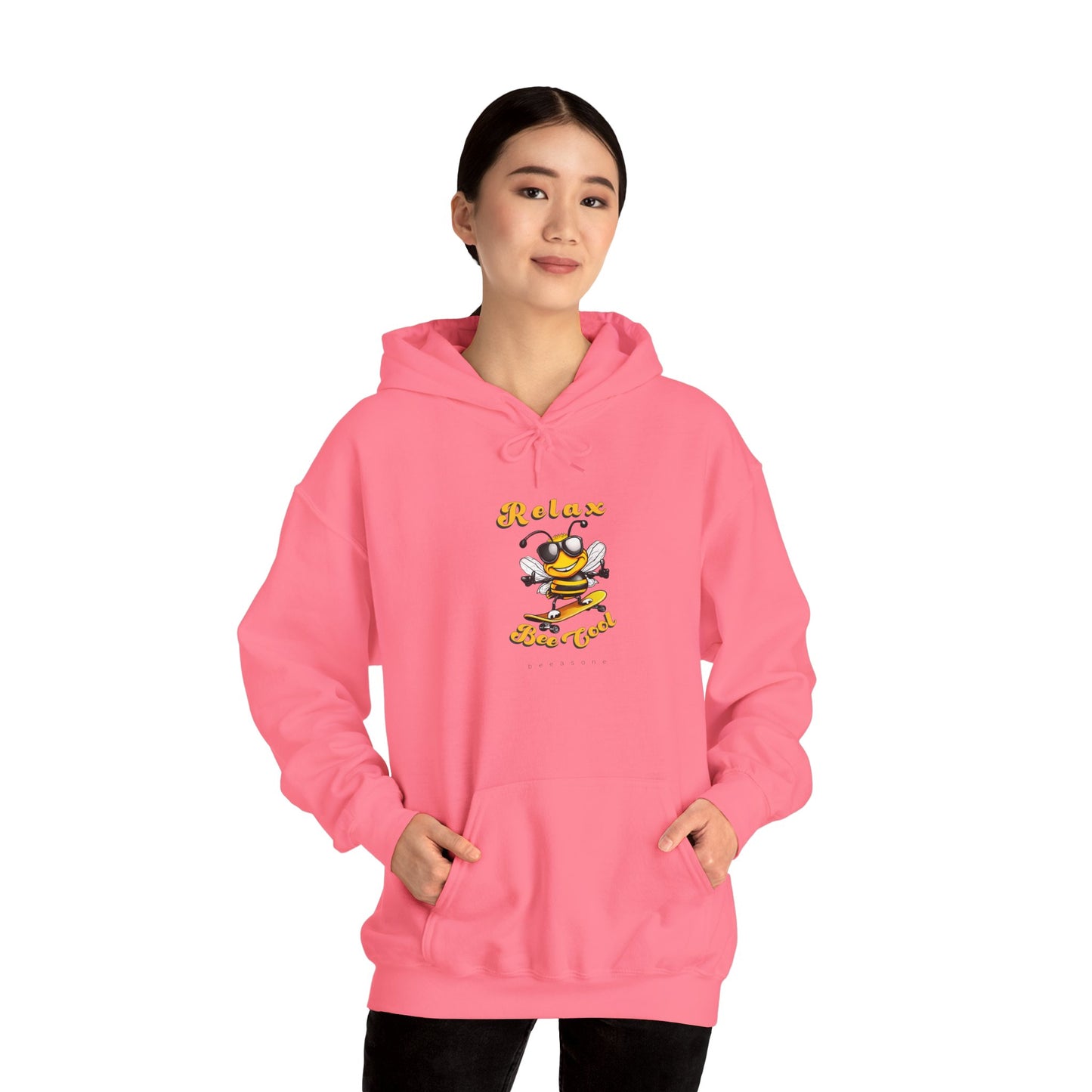 Relax with this cool beeasone Unisex Heavy Blend™ Hooded Sweatshirt