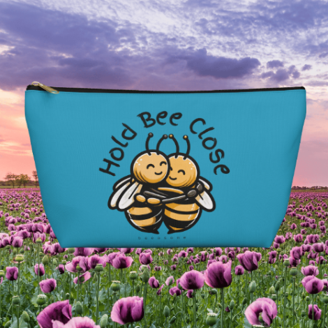 Hold Bee Close beeasone stylish accessories / cosmetics pouch - Special edition Turquoise
